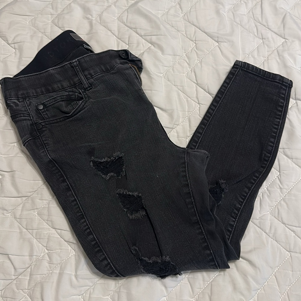 Torrid Black Skinny Distressed Jeans 14XS